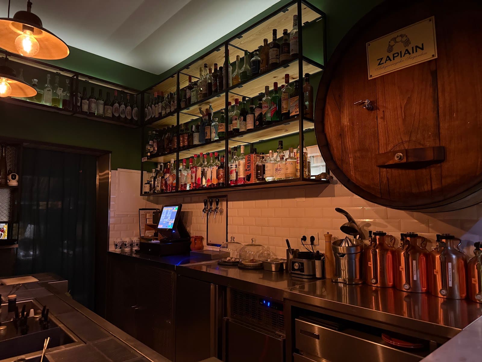 Quattro Teste bar in Lisboa, Portugal in Lisboa